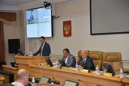 Работу добровольных народных дружин в Приангарье обсудили в ходе Муниципального часа на сессии